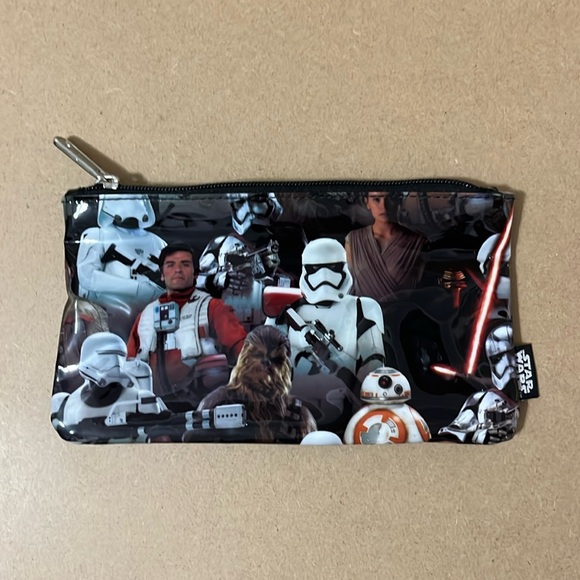 Loungefly Star Wars Pouch - Picture 2 of 4